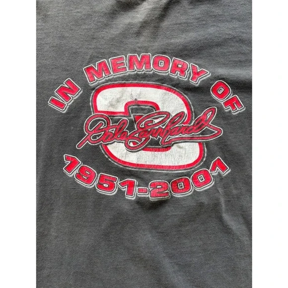 Vintage 2001 Dale Earnhardt Sr. Memorial Shirt